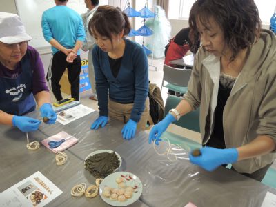 ホタテ昆布巾着づくり体験