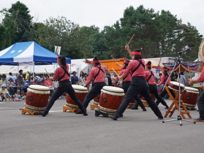 もりもり盛り上がって三業まつり